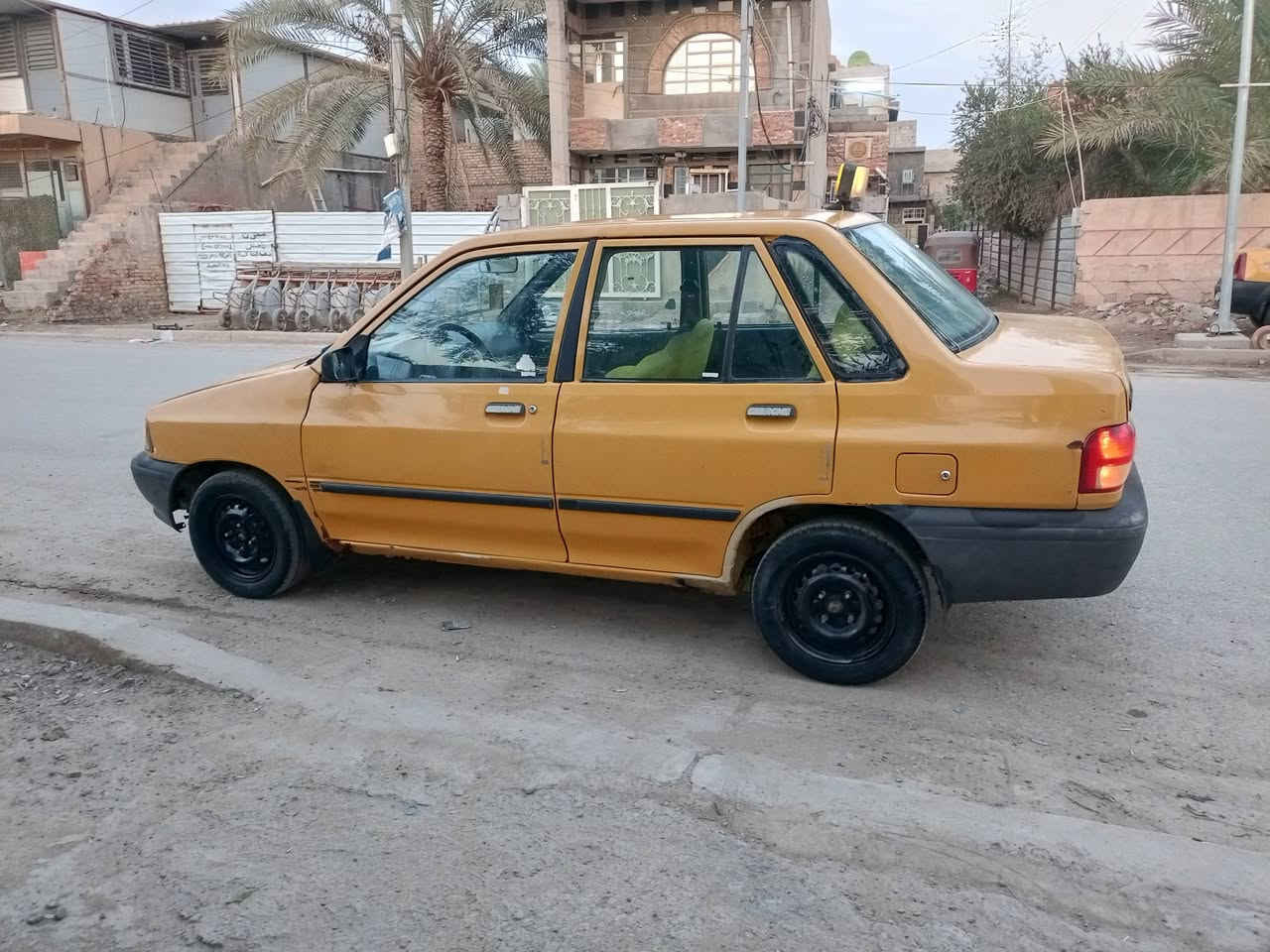 السلام عليكم سايبه موديل 12 رقم انجليزي الجديد صدر امامي وخلفي جديده كهربائي كلها  شغاله شواصي بلادي لا فطر ولا الحيم تبريد ثلج تحويل شرط السعر 26 مكاني بغداد الجزيره السياحيه ***********
