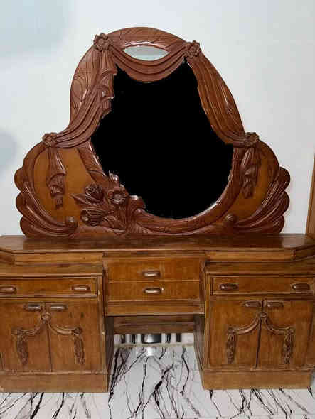 للبيع كلمن وسعره اسعار مناسبه مكان دبله اتصال ***********
