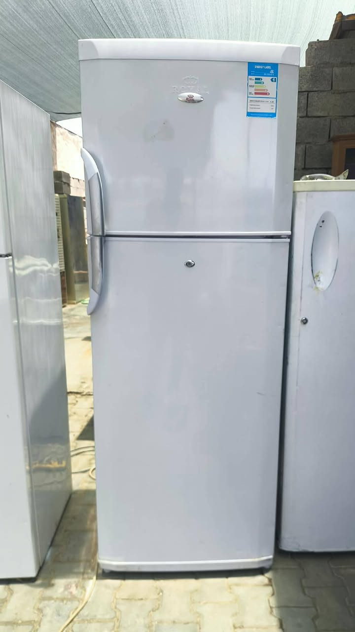 ثلاجه حجم كبير شغال مابي كل عيب 275طباخ ايطالي 160وكريازي 200مكانهم ممدؤدة


**إذا كنت صاحب هذا الإعلان وتريد حذفه لأي سبب، رجاءا أرسل رسالة إلى الدعم الفني**