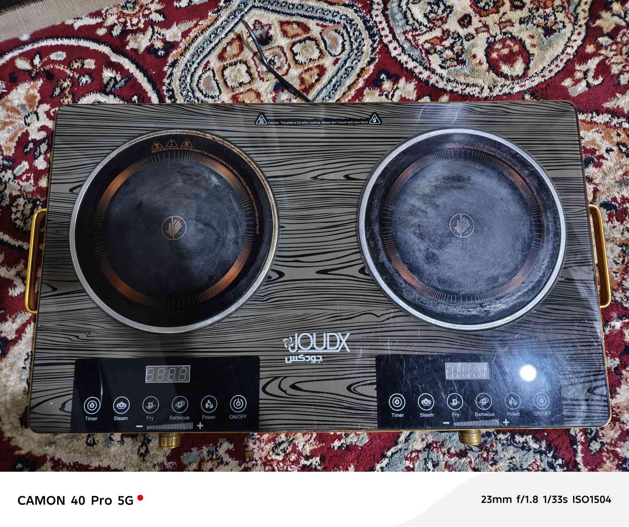 طباخ كهربائي نضيف نضافته 80/100 يشتغل عين وحده عين ثانيه بيه الشريط خربانه تصليحه ب10 الاف بس 
سعره 25 اي ستفسار ***********
