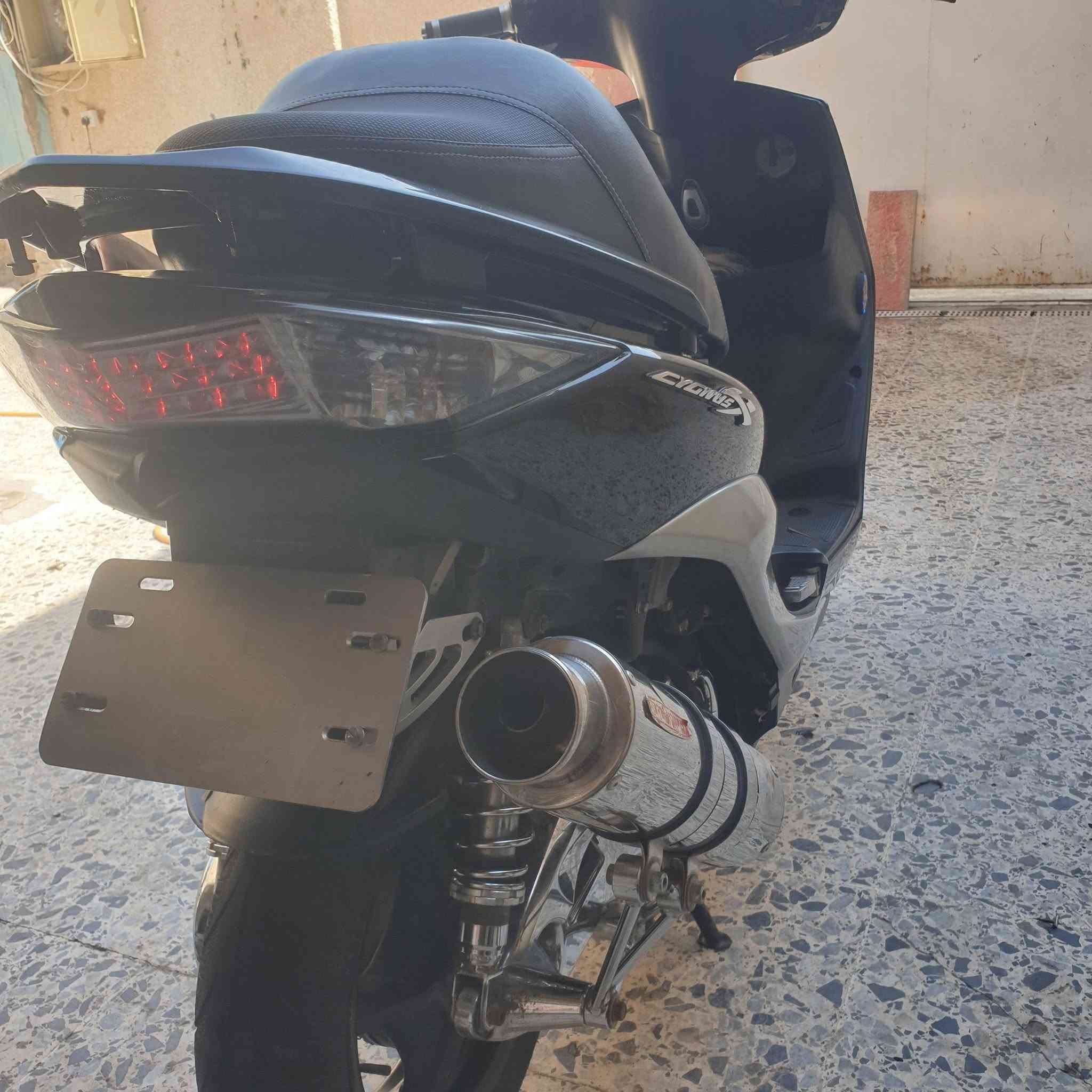 سلام عليكم دراجه سكنس للبيع ياباني سعر 1500
رقم الهاتف ***********

