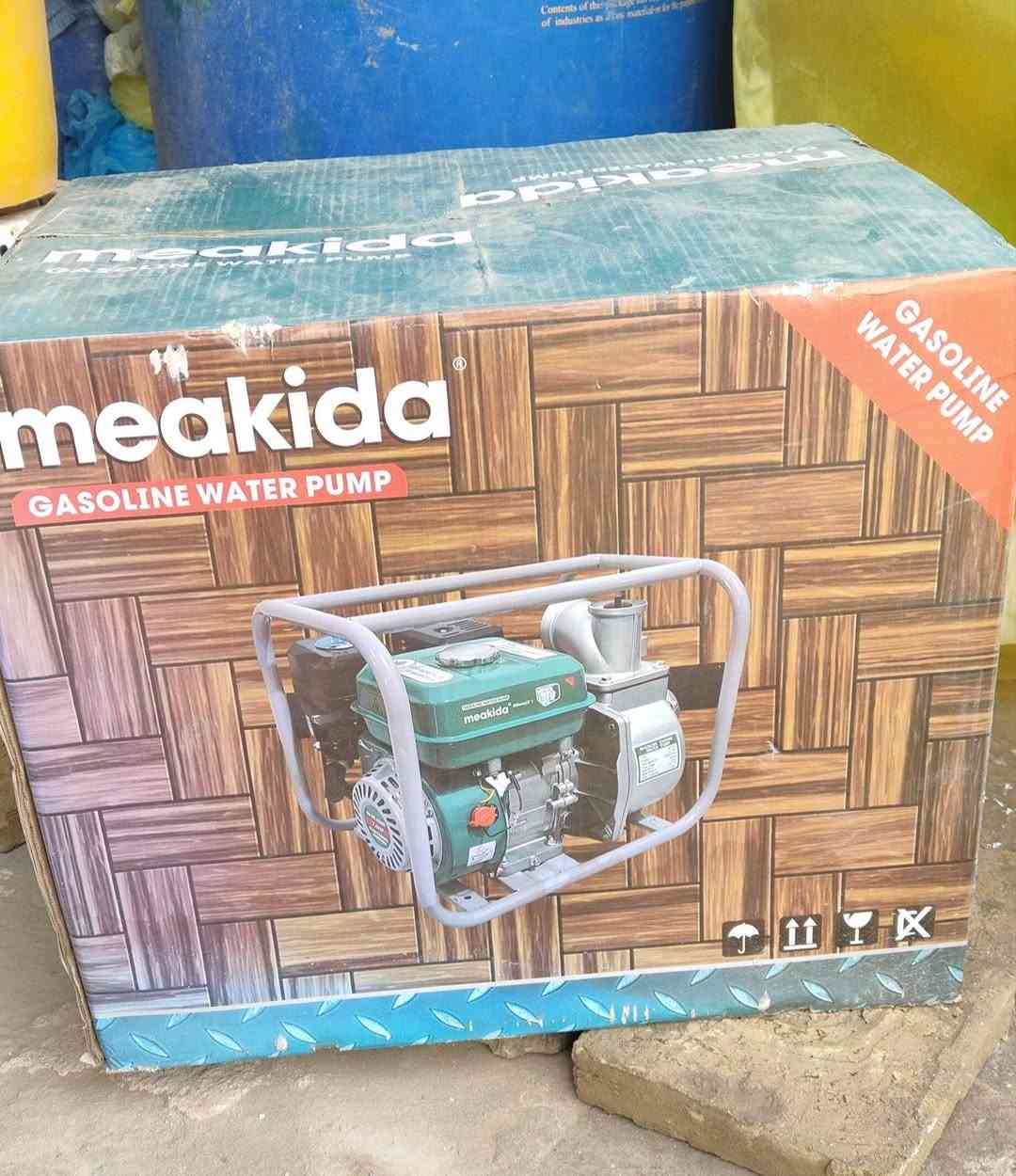 السلام عليكم  للبيع روبن وكتر حدادي جديد استخدام قليل مكلف بل نشر   سعر اول تم  250 
هاتف ***********
