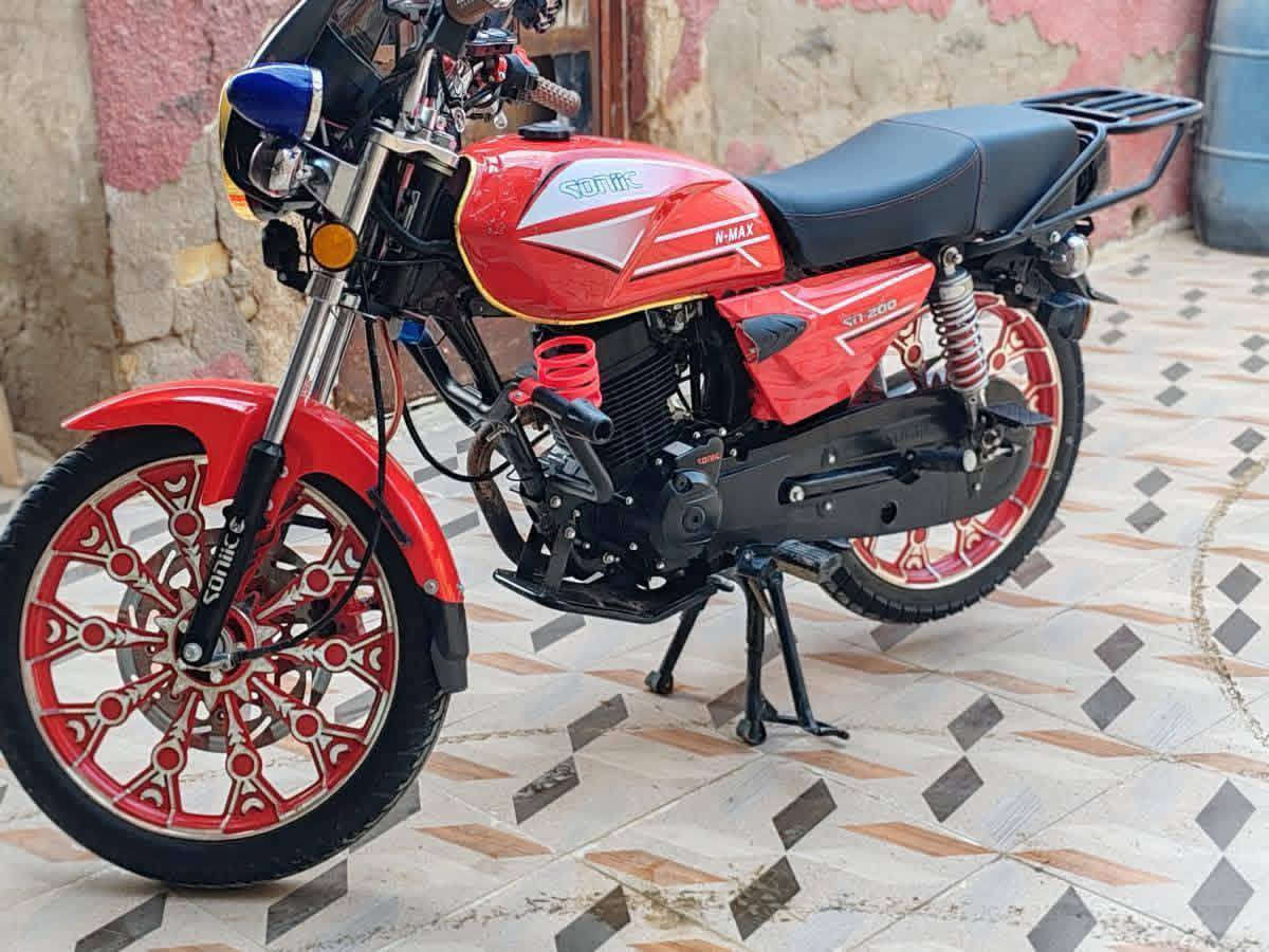 السلام عليكم دراجه للبيع موديل 25 مكينه 200 كامله اوراق كفاله مكاني الحمزه الغربي السعر 80050 وبيها مجال///***********
