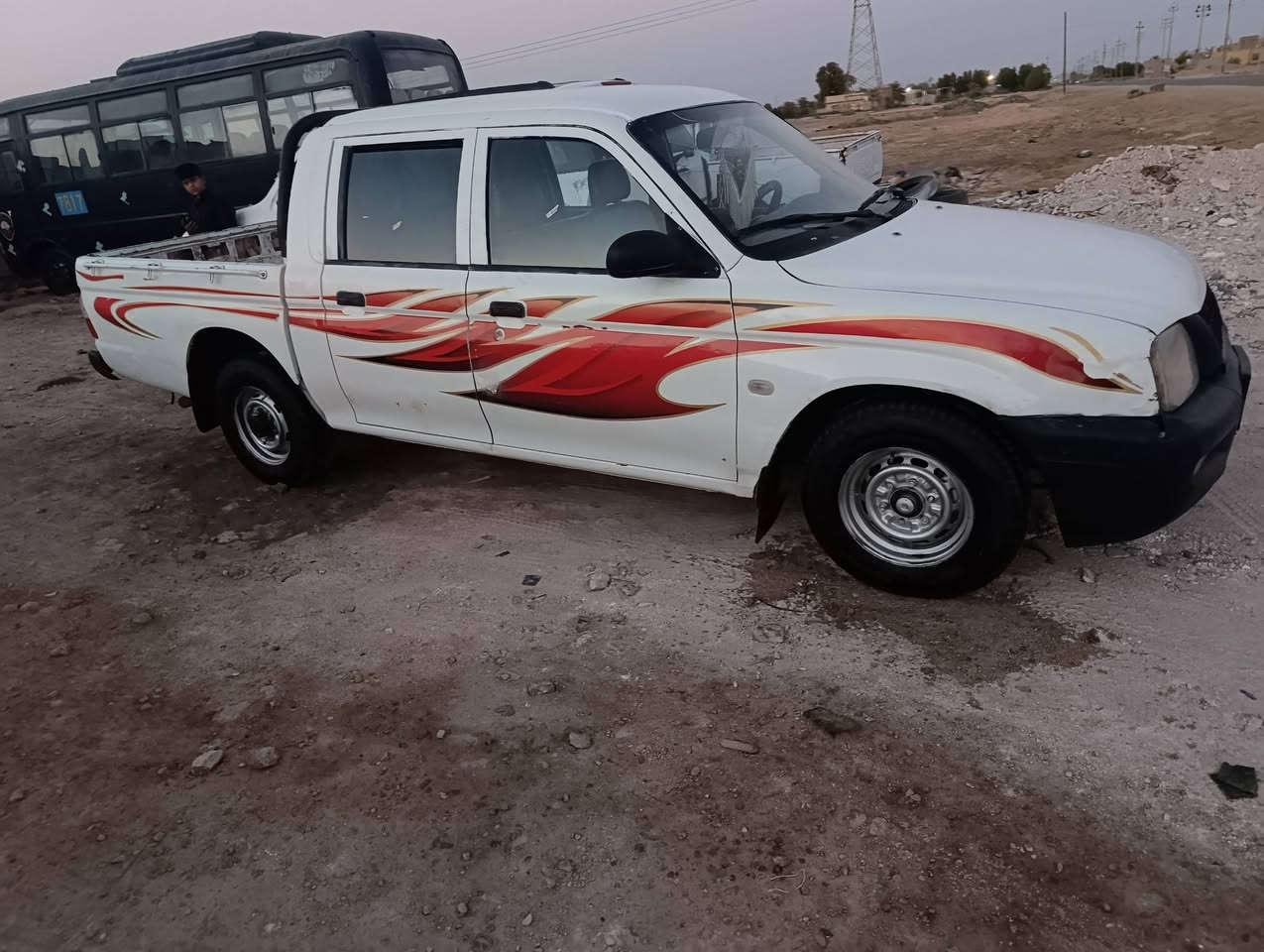 مزادالداخليه  مسبوشي  موديل 2004 مكينه وكير جديد  حدادي  جديد تخم تايرات  كهربائيّة شغاله  دوشمه جديد  مكفوله  من  الكلبه وضرب  وتبديل والصبغ  رقم التليفون *********** السعر 40 بيها مجال مكاني ناصرية قضاء الرفاعي رقم الهاتف ***********قم***********
