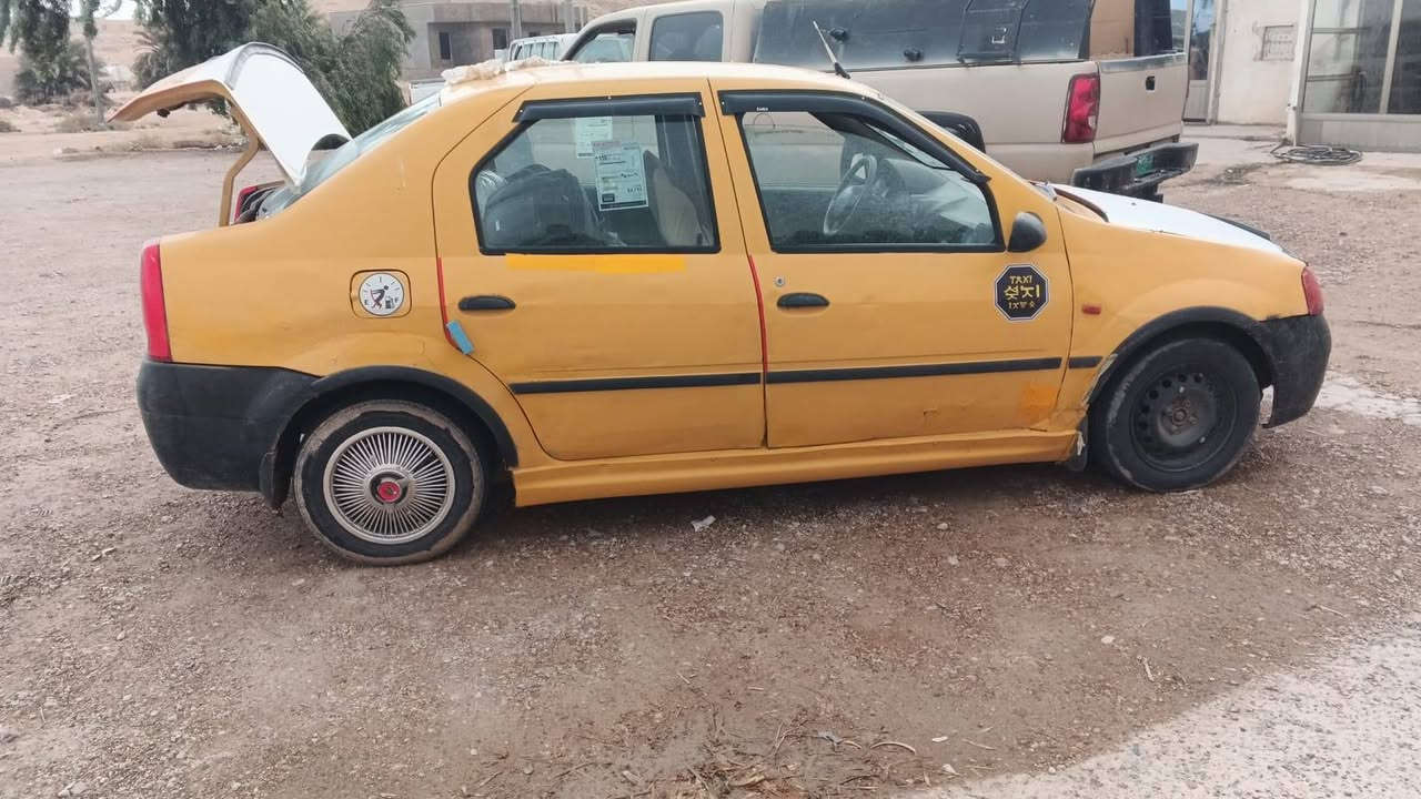رينو لوكان 2010
السيارة جاهزة بيها خياسات ومعمره 
تخم تاير 
محرك وكير نظيفات 
بيها بس صوت درايم شفت من تكسر زايد 
سنوية نافذة 
رقم بغداد الماني
وصاحبها ما اندله اتعهد سرقة وعشائر 
السعر مليون و800 قفل مكاني بابل
***********
