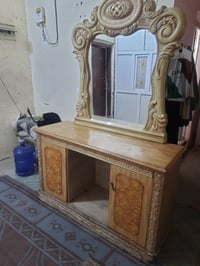 ميز مرايه • ماليزي • نضيف