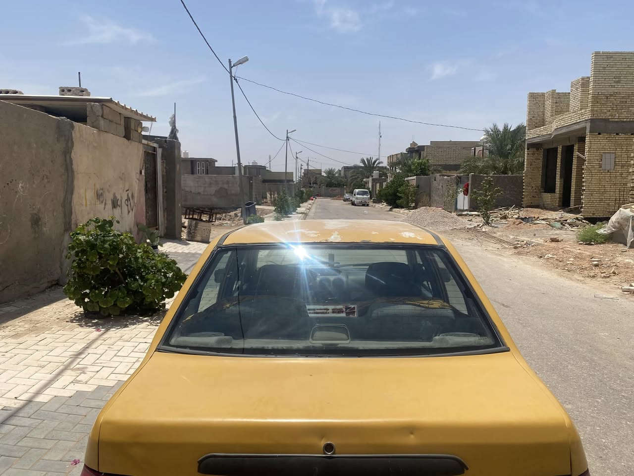 السلام عليكم سايبا موديل ٢٠١٢ رقمه بغداد انكليزي مصفرة غزامات  هيئة و مرور السيارة محركه جديد جديد بعده ما مسحوك باتري جديد تبريد كشر نظيف السيارة حيل تعبان بيه سنويه تنتهي ب٢٠٢٧ شهر الخامس السيارة بأسمي للتواصل اتصل على هذا الرقم ***********السعر المطلوب ٣٠ ورقه
