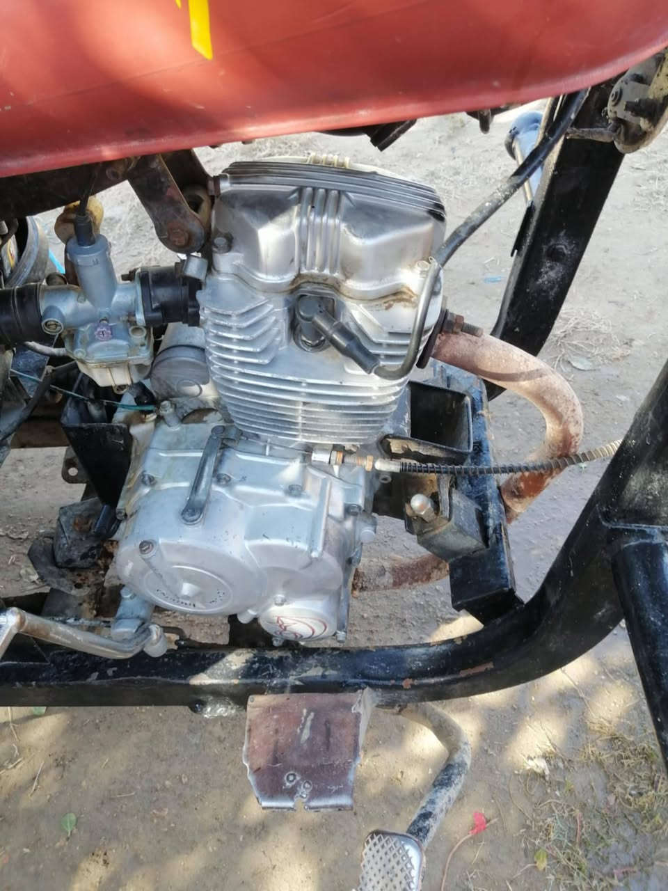 السلام عليكم ستوته للبيع 2007 كامله مكمله رقم اسود نجف ***********
