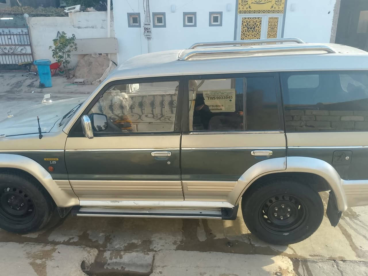 باجيرو 1993 رقم كركوك بسمي سنوية 2030 بي دفتر بانزين
كير ومحرك VVT بشرط تايرات جديد 
سعرة 55 
***********
***********
