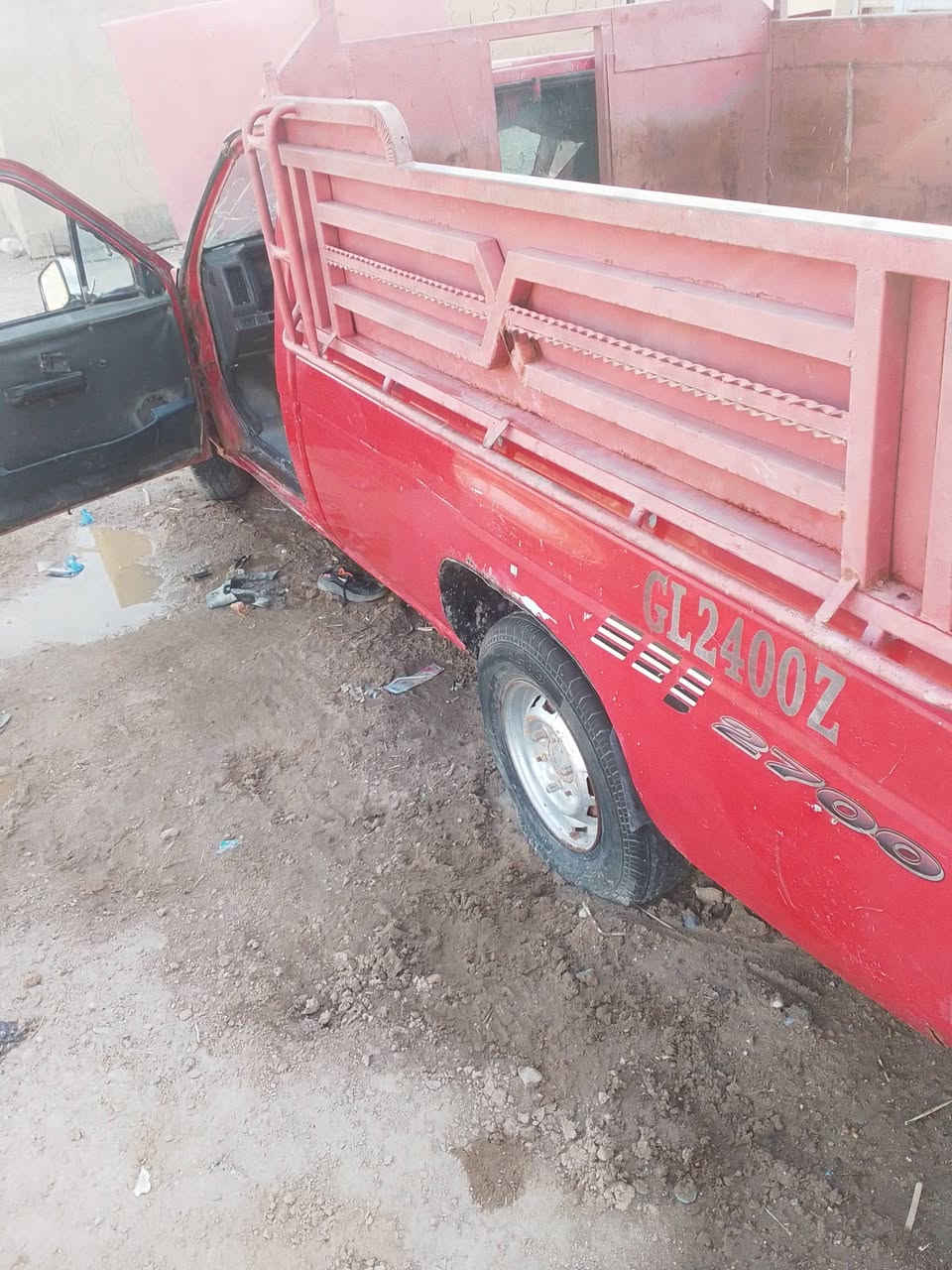 سياره بيكم نيسان تك الون احمر رقم اصفر بغداد سنويه سقط محجربيه كطعين بل شاصي مصلحهن تخم تاير ابيع كوم حديد اتوكف عشاير وسرقه سعر 15وبيه مجال شراي يتصال ***********
