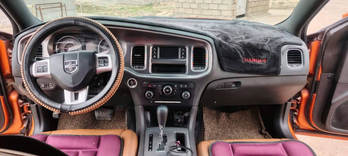 السلام عليكم
سياره جارجر 2011
لون مشمشي مميز
رقم صلاح الدين بأسمي سنويه 2029
هزه جديده 
كفاله عامه بدون صبغ شرط
بيها بارد فقط
محرك وكير شرط 
السعر 145
رقم الهاتف ***********
