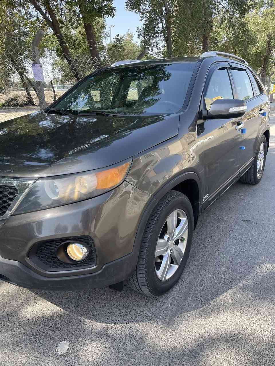 كيه سورنتو 2013وازد امريكي حادث طخه بالجاملغ والبنيد السياره جديده جداً او جاهزه من كلشي مكينه 4سلندر 2400مواصفات فول 1/1ماعدا البنيراما رقم بغداد دولي بسمي ماشيه 98الف السعر 118اوبيهامجال العنوان بغدادالامين الثانيه رقم الهاتف ***********
