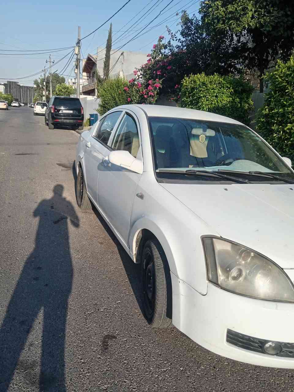 شيري ٢٠١٣ للبيع رقم اربيل هزه سنويه جديده مكان اربيل مكفول من الصبغ والبارد
بيها طخه خفيفه موضحها بالصوره
*********** السعر

