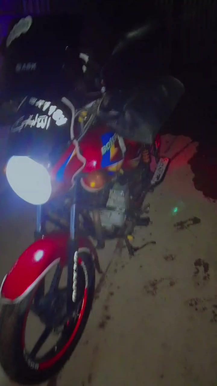 السلام عليكم دراجه بوكسر موديل 21 دراجه خير من الله مال جناي دهن كله موتل دراجه جاهزه من كلشي شغل وطلع سلف وهندر  دراجه مفتوحه بس خرسه متسمعلها صوت مكفوله من النضوح والتنقيص والتبخير اوراقها ما بيها لأن تلفانات موجودات عندي بس ابيع بدون اوراق سعرها مليون و50 وبيها مجال كلش قليل لشرايه ميعجبك لمنشور اعبره واسف عل اطاله رقمي *********** متواجد وتساب مكان بغداد التاجي
