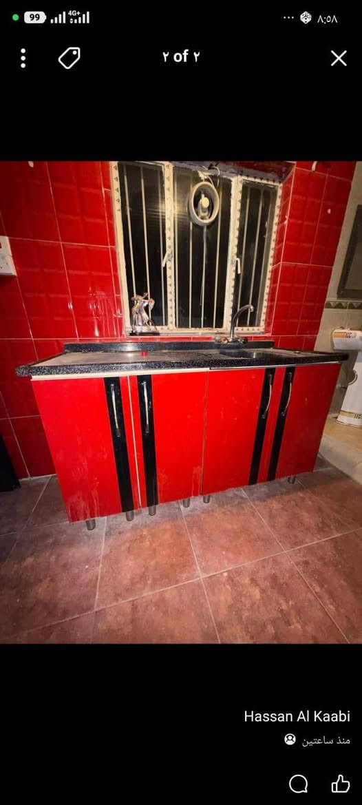 كاونتر خشب درجه اولى مستعجل علبيع نريد نفرغ البيت ليوم السعر 150 الشراي يتصل ***********
