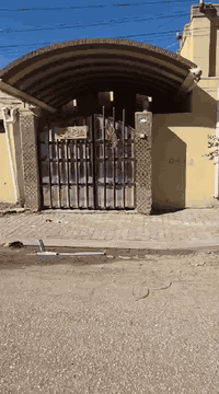 حي الحسين • ٢٠٠م • غرفتين