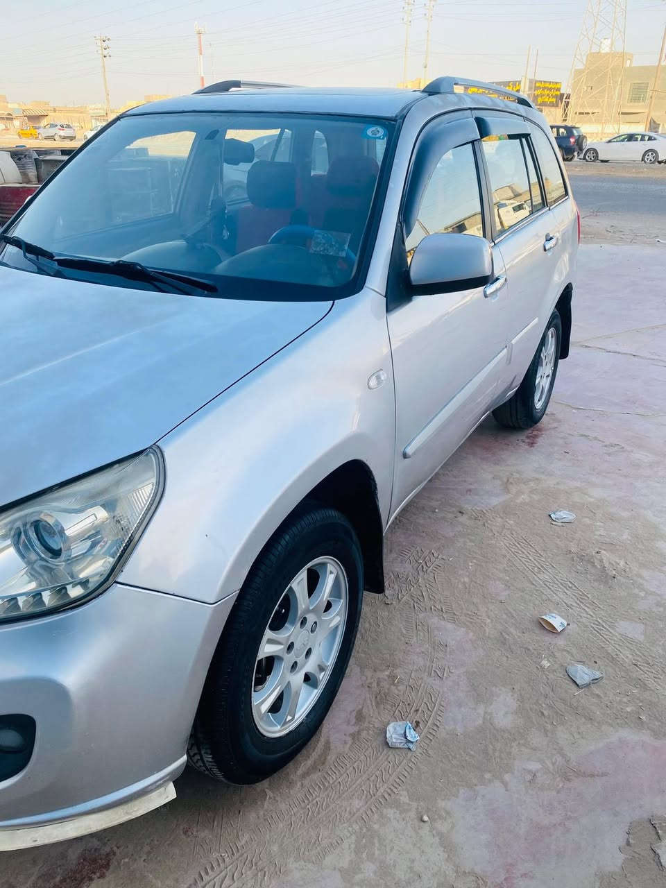 سلام عليكم  تيكو 2013 لون سلفر  مكفولة كفالة عامة رقم قادسية بيها رشة صبغ بين البابين جهة الراكب ومداور ثاني يوم عنواني ديوانية للأستفسار الاتصال على الرقم ***********
السعر 60$ وبيها مجال
