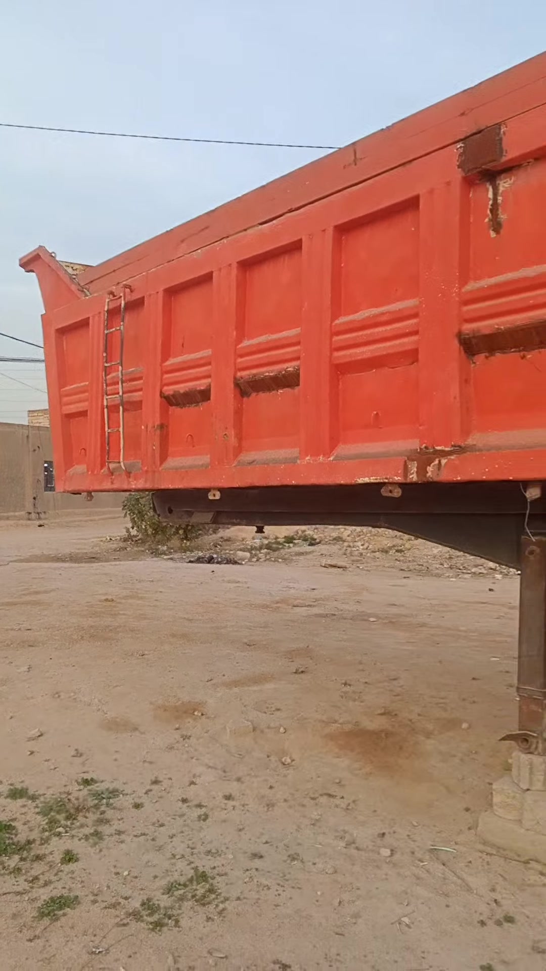 سلام عليكم
عربانه الابيع شاصي مكفول براد 16

العربانه عوزه بس ابريك ذرعتها 28 بدون تعلاوه سعر 65وبيه مجال

***********
