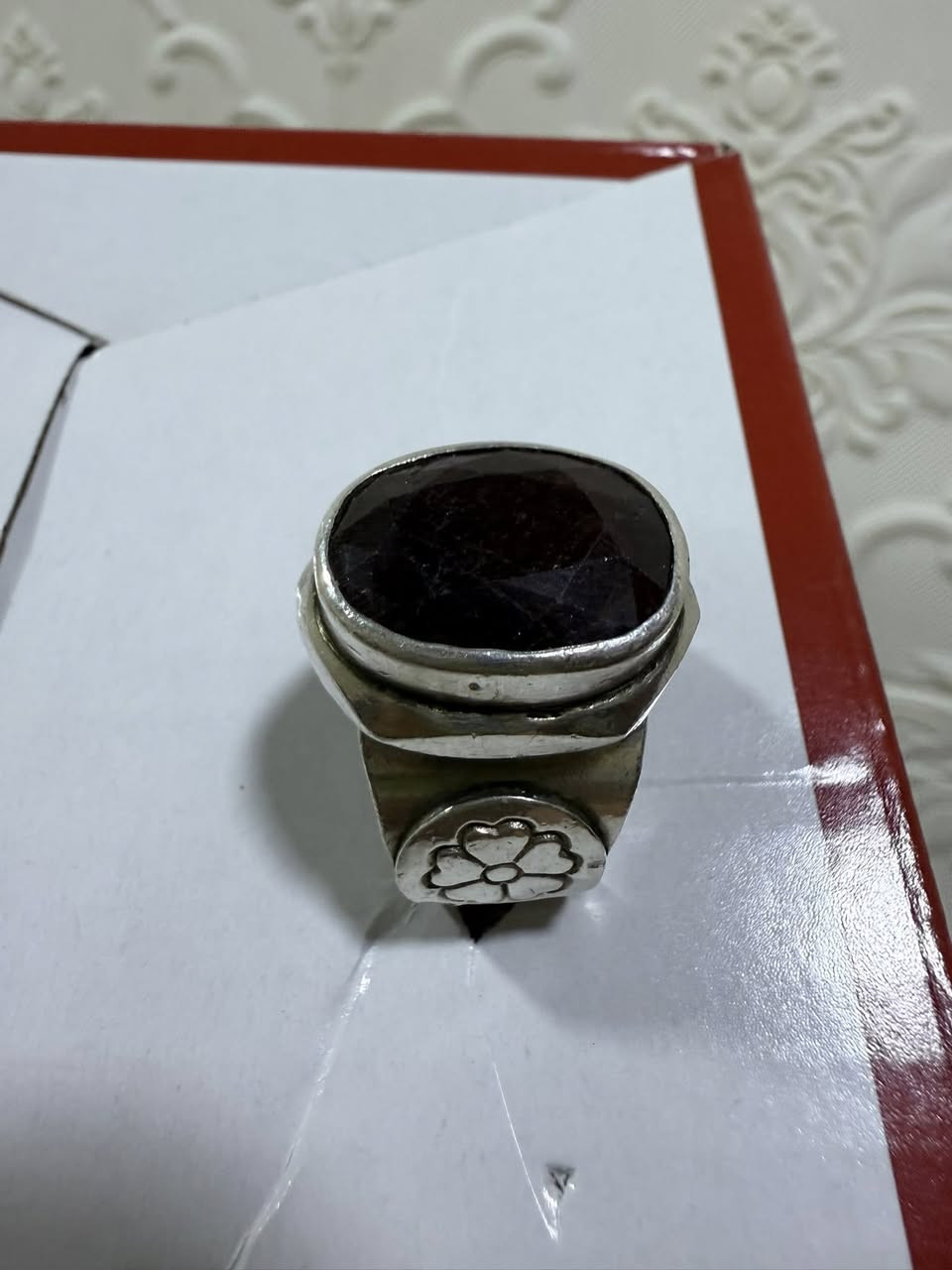 ياقوت و جزع و عقيق و زوعه


**إذا كنت صاحب هذا الإعلان وتريد حذفه لأي سبب، رجاءا أرسل رسالة إلى الدعم الفني**