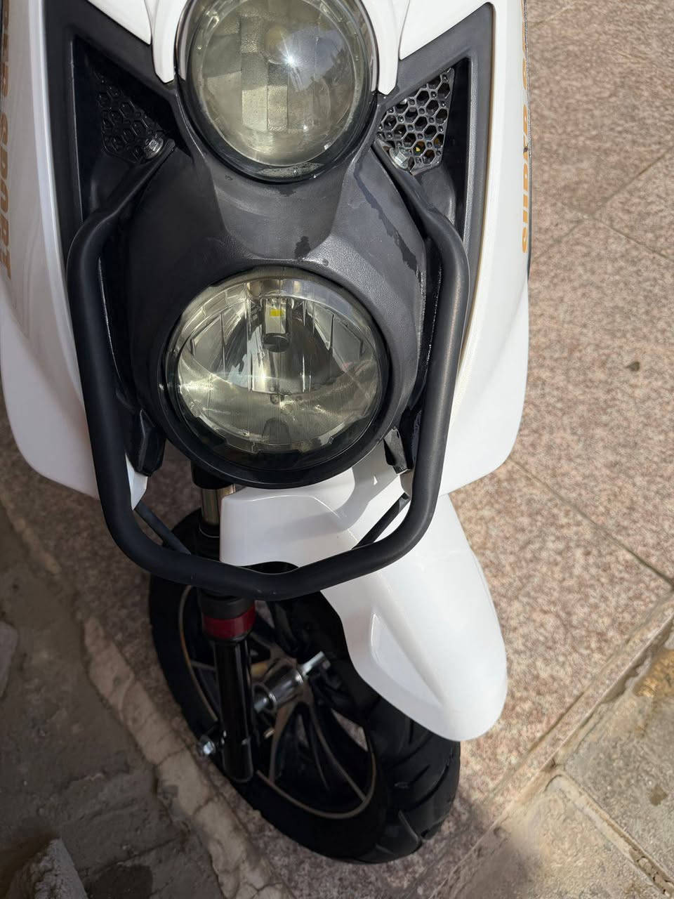 دراجه كهربائيه 2024موديلها جديده لوك تجي تفحص وتشوف استخدام شخصي  تشحنها مره كل سبوع وحسب الاستخدام للبيع للاستفسار  التواصل على الرقم ***********
