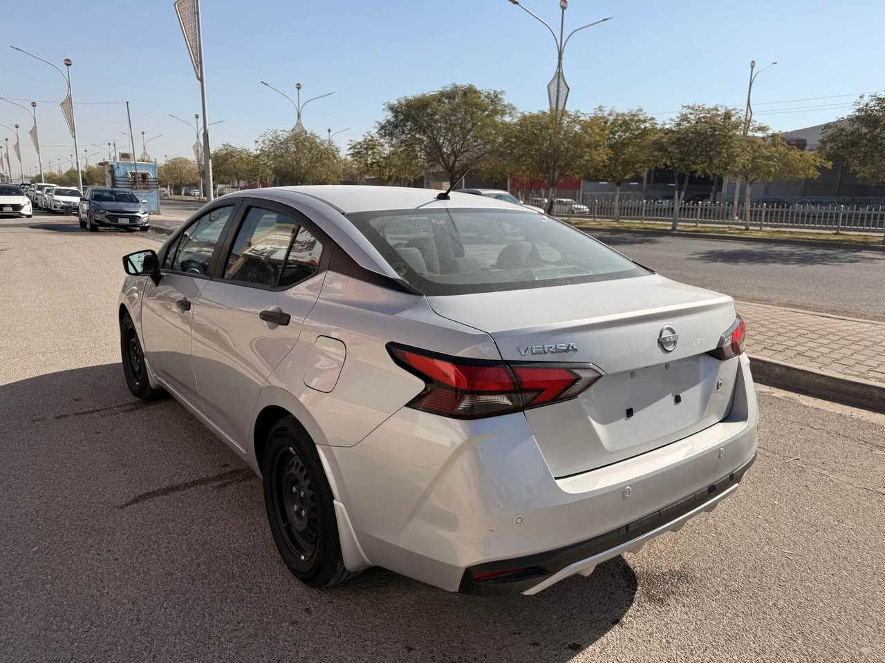 نيسان فيرسا 
موديل 2024
مواصفات S
بدون حادث 
بدون دواخل 
كلشي بشرط 
يترقم شمال من تاريخ عقد 90يوم عندك للترقيم 
سعر 125 بي مجال 
مكان كركوك
رقم *********** كركوك, العراق
