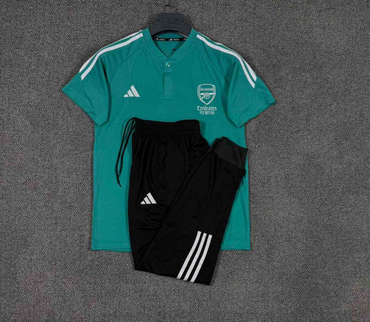 تراك ستن اصلي
اندية ومنتخبات
القياسات M L XL XXL
السعر 15
العنوان/السماوه/تقاطع الأسكان/قرب مقهى الأسكان 
واتساب ***********
