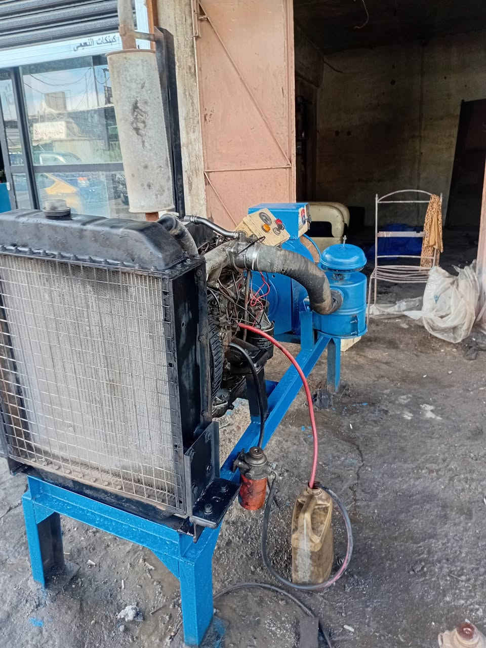 للبيع مولدة كيا محرك 2700 كلش نظيفة لاصرف ولاتبخير راس التوليد 30 كي في ثري فيز 120 امبير جاهزة على الفحص السعر 11 ورقة للاستفسار الاتصال على الرقم ***********  العنوان بغداد
