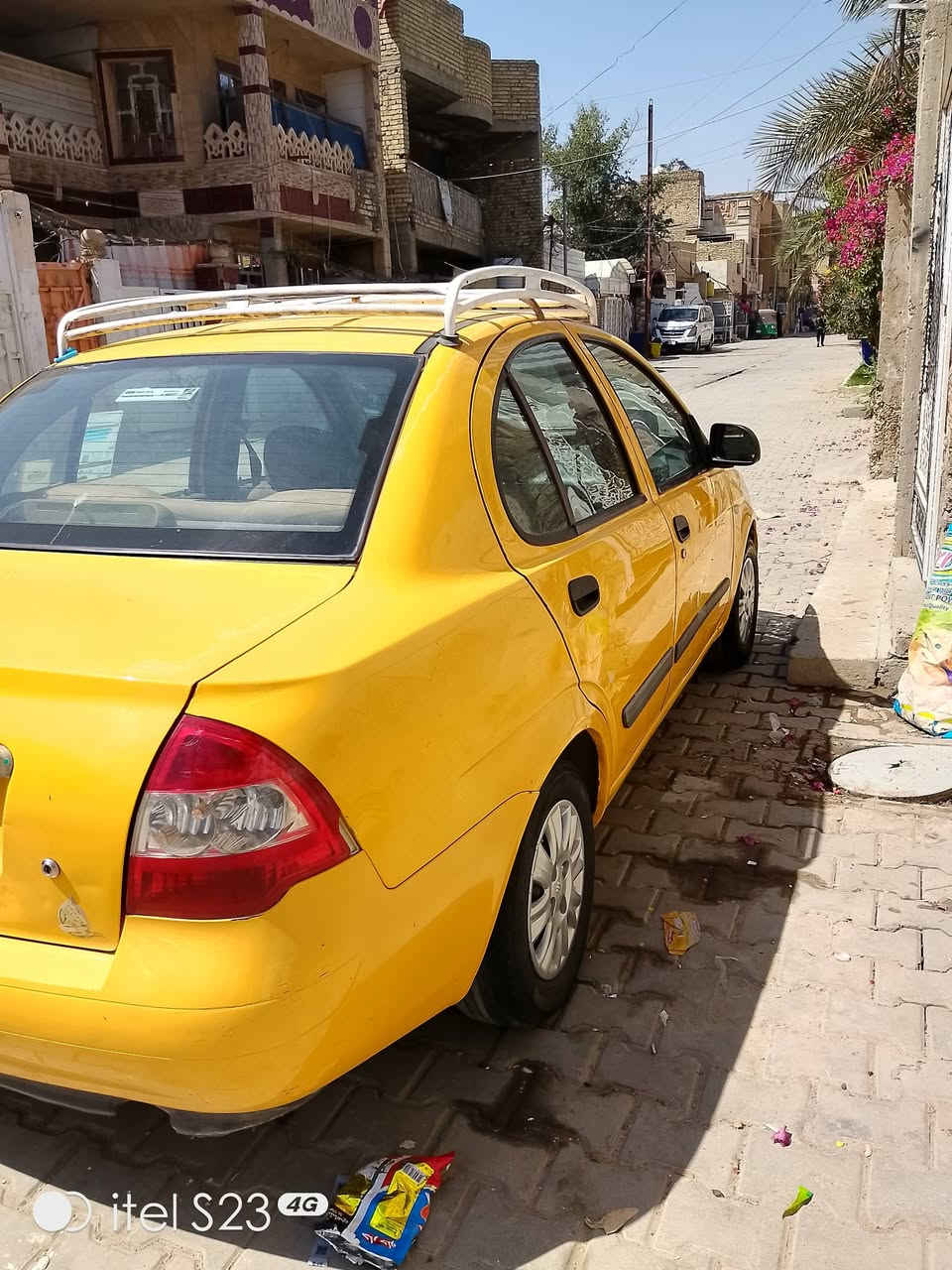 سلام عليكم تايبه موديل 16 سياره جاهزه مكينه كير تبريد  كشر لا صبغ لا ضربه وصدره 100/80 مصفره هيئه وغرامات باسمي سياره هزه جديده مكاني بغداد شعله السعر 38 بيه مجال ***********
