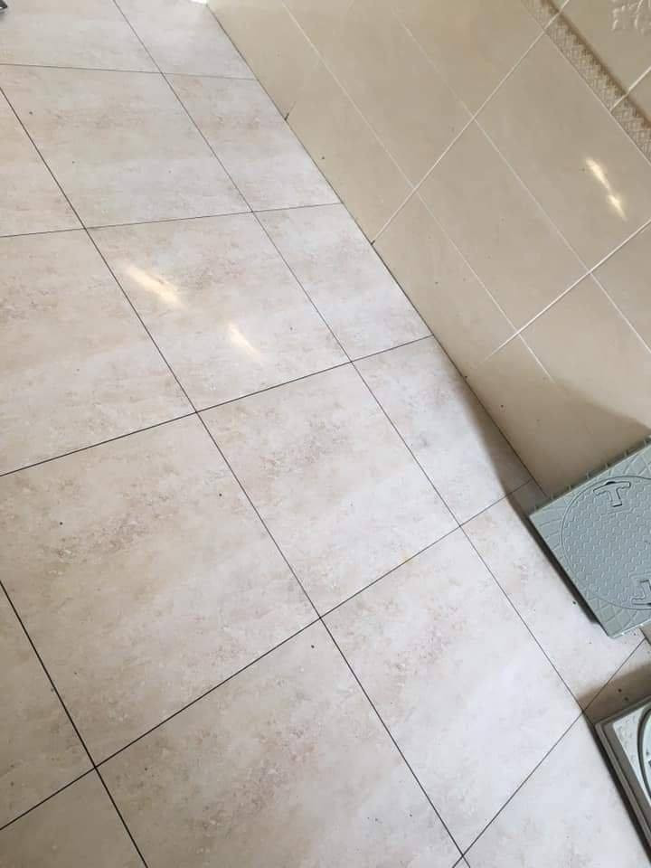 خلفه سيراميك.  شغل درج اول.  جداري ورضي. داخل الزبير    تواصل وتساب  تصال ***********

