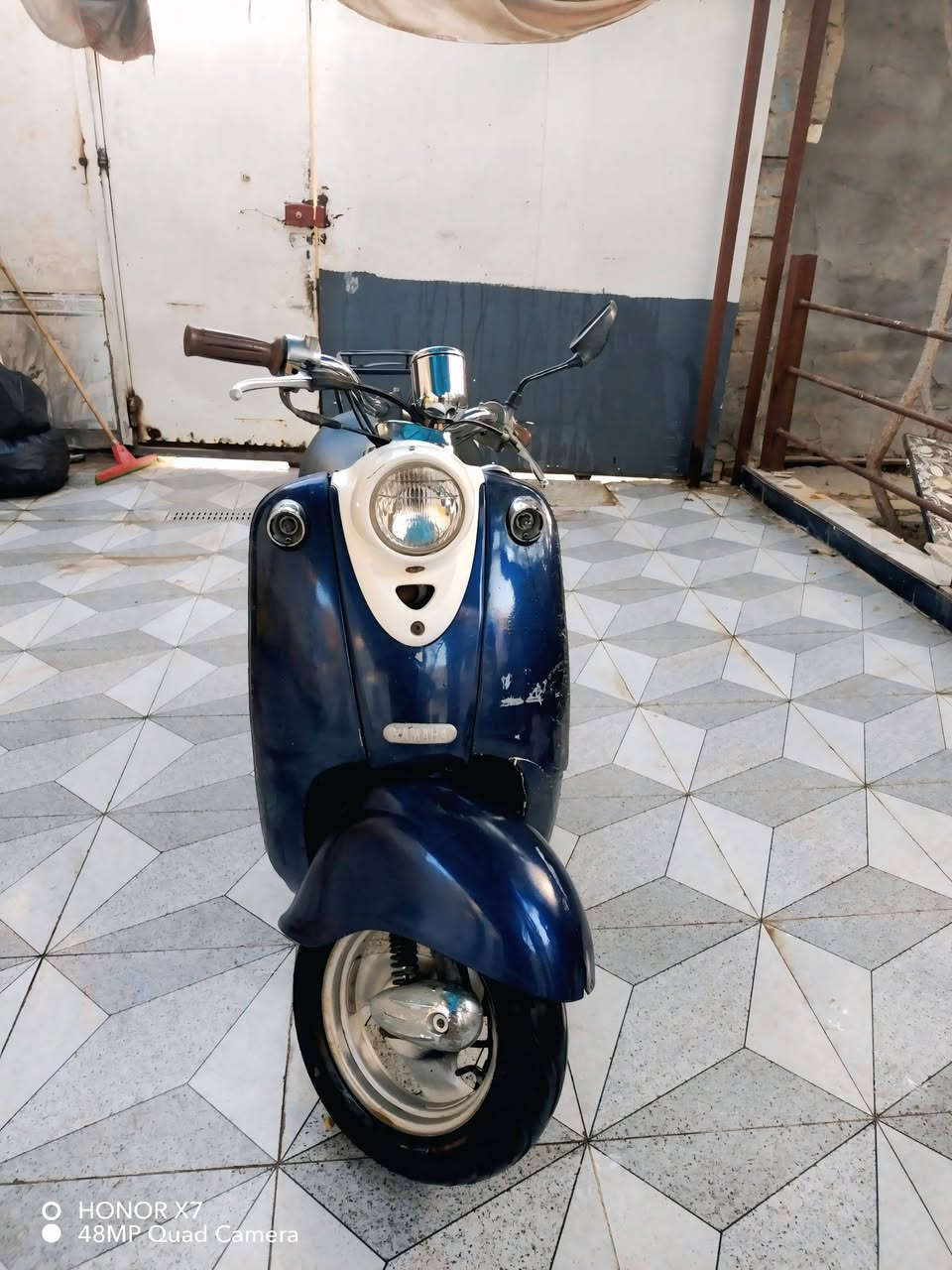 للبيع كهربائيات كلها شغاله هندر  لايت بك لايت وسلف عوزه بس باتري  السعر 250  /وبيه مجال لشراي ***********
