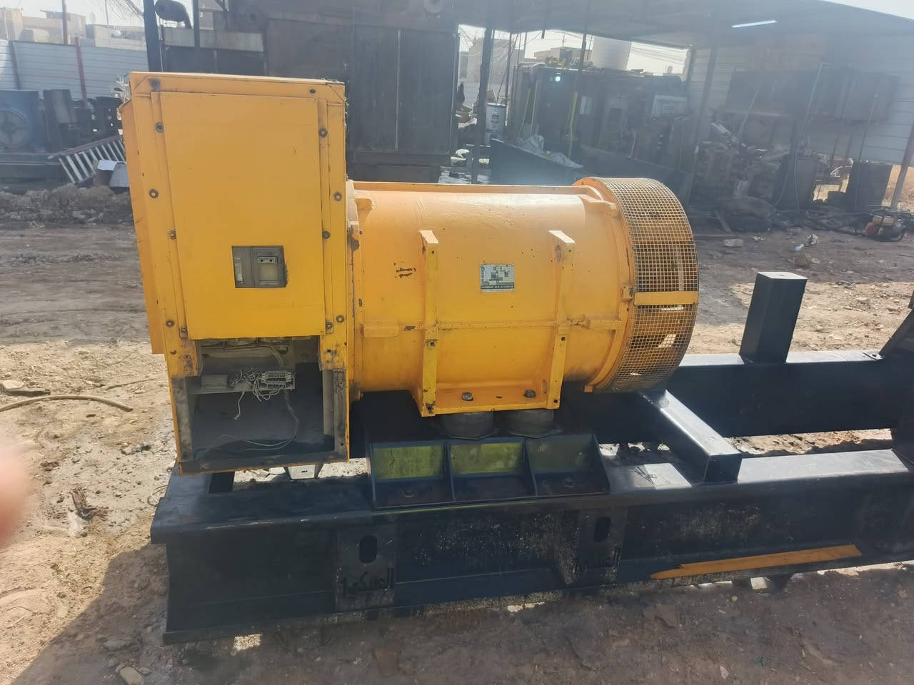 سلام عليكم من رخصت الادمن للبيع راس توليد لور سمر(650)كيفي ستندر مع شاصي طول4م 5ملم مع راديتر 140/140 كلر كبير دي16 مع ڤان السعر 60$بي مجال رقم الهاتف ***********/***********
