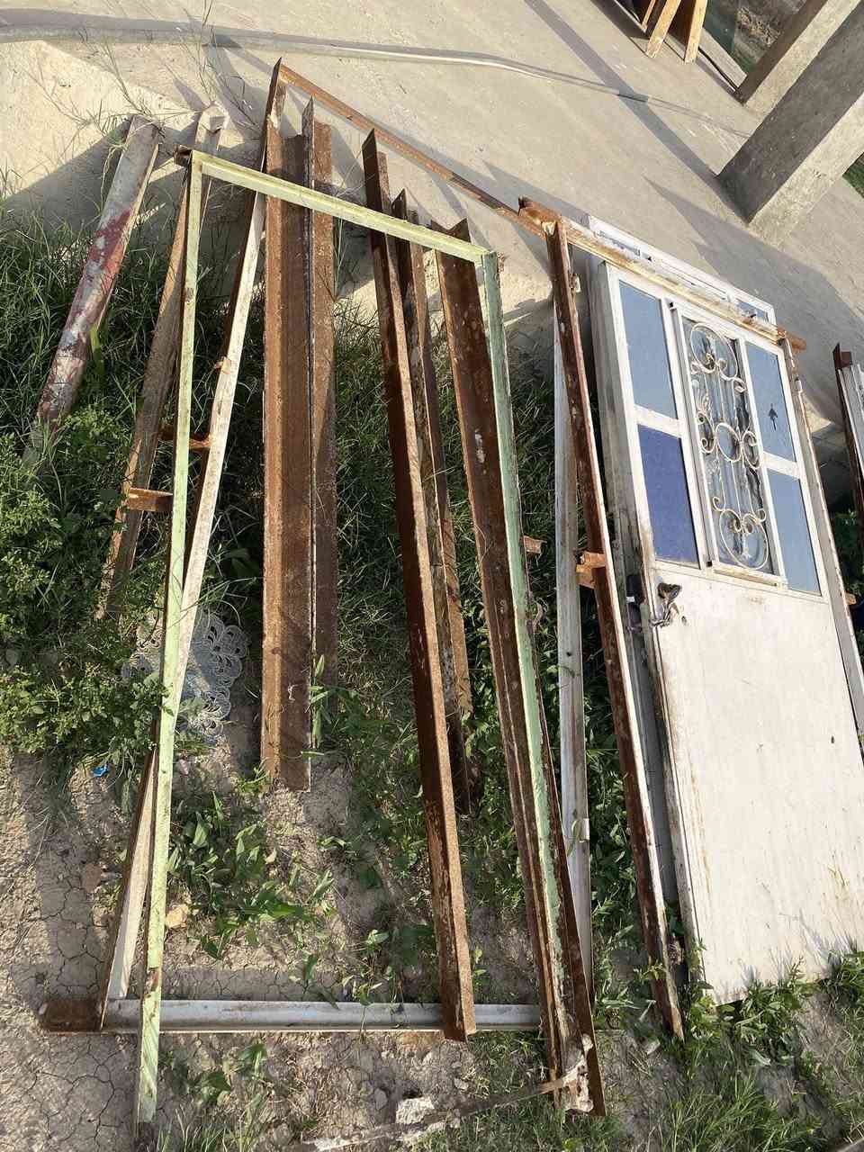 شيلمان عدد 17 على 4 ونص متر وعدد 12 ع3
ونص متر
شبابيك حديد سوكيات هوه والجام عدد 5 متر ونص X متر ونص
ابواب حديد سوكيات واحد طلاكَه وربط والثاني متر
زاويه عدد 9
ابواب حديد عدد 2
ابيع شلع شي يشيل شي ما ابيع مفرد
السعر مليون و300
مكاني بابل مشروع المسيب


**إذا كنت صاحب هذا الإعلان وتريد حذفه لأي سبب، رجاءا أرسل رسالة إلى الدعم الفني**