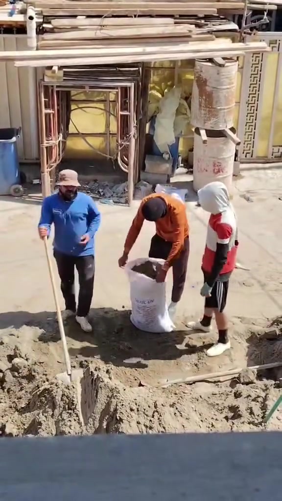عمال تصعيد على الظهر تدخيل سبيس تراب تفليش حفر تربيع بأسعار مناسية  رقمي *********** واتساب موجود
