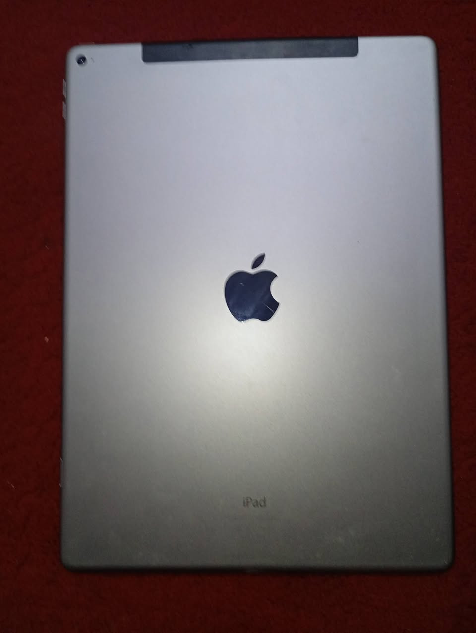 ايباد شغال بدون عيب تفاصيلة بصورة سعرة 190الف ***********
