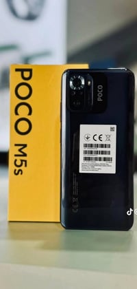 بوكو M5S • ٢٥٦ جيجا • ٨+٣ رام