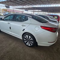 اوبتيما • ٢٠١٣ • مكينة ٢٤٠٠
