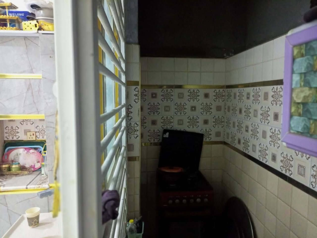 سلام عليكم بيت بحي العسكري قرب شارع ابو قاسم يم دله تبليط مجاري  بيت المساحه ميه بيت طابقين جديد ما صار فتره من كعدو بيه مطلوب اربعين مليون اسكان السعر ميه وتلاثين تريد السكان وراي تريد وراك حسب التفاق الرقم ***********
