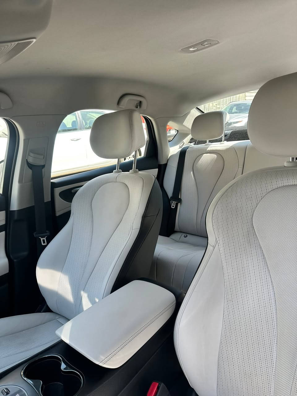 السلام عليكم
BYD Cl 5 للبيع

موديل 2025

الممشى الكلي 23

مواصفات السيارة 

داخل ابيض

اضواء ترحيب led

اشاير بالمري

كامرة خلفية و حساس خلفي

السيارة كفالة من البارد والتكحيل

سبير مشتري وياها 

حوضيات كامله حتى الصندوك 

معرب الشاشه يوتيوب وعرض لعبات 

السعر :19 مليون بيها مجال بسيط السيارة رقم بغداد بأسمي .

العنوان بغداد.حي العامل 

استفسار اكثر ***********

واتس اب متوفر
