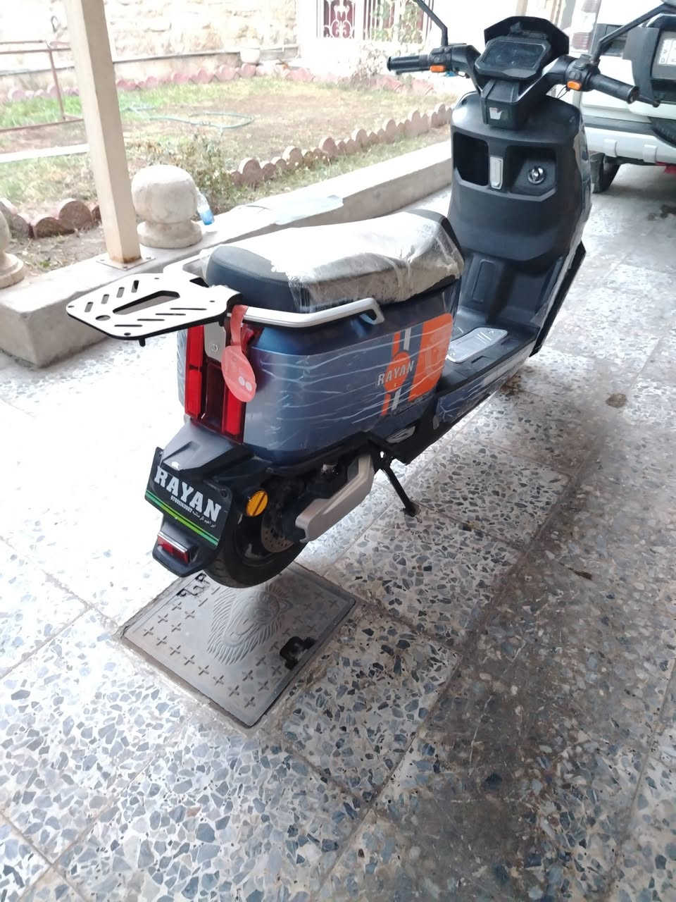 السلام عليكم للبيع دراجه شحن نوع ريان وحش الكون موديل 2025 بعده جديدة
نضام بارك
نضام بك
شاحن تلفون
مثبت سرعه
6 بطاريات مصطره 
سرعه 80
ملف 2000
كتلوكاته كامله 
مكاني بغداد الجديدة
السعر 850 وبيه مجال 
***********
