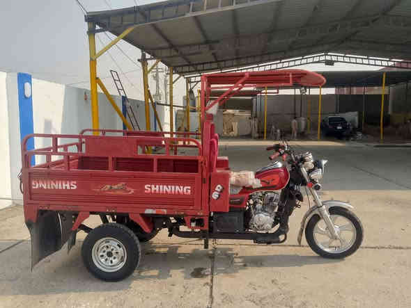 السلام عليكم
للبيع ستوته جمره 2023باب اول كله ختومات‼️
الستوته كامله مكمله ما تصرف عليه ربع 📍
محرك 150 المرغوب بعده مامفتوح شرط ✅
شاصي ركبه اكسل شرط قطرت خياس مابيه شرط‼️
كهربائيات كلها شغاله شلعه ومعدل فولل 🔥🔥
 فحل عالي وتايرات جدد امامي خلفي نضاف حيل✅
ولـ2023 معروفه مواصفاته بصمه اشاره دبل اشاره  وياه سويجات ثنين واسويلك مكاتبه الستوته  كلش نضيفه تجي وتشوف بعينك مكان الستوته  صلاح الدين بيجي  سعرها 1675 وبيها مجال قليل موجود خاص و على الرقم ❗ *********** وتحياتي للجميع ❤‼️
