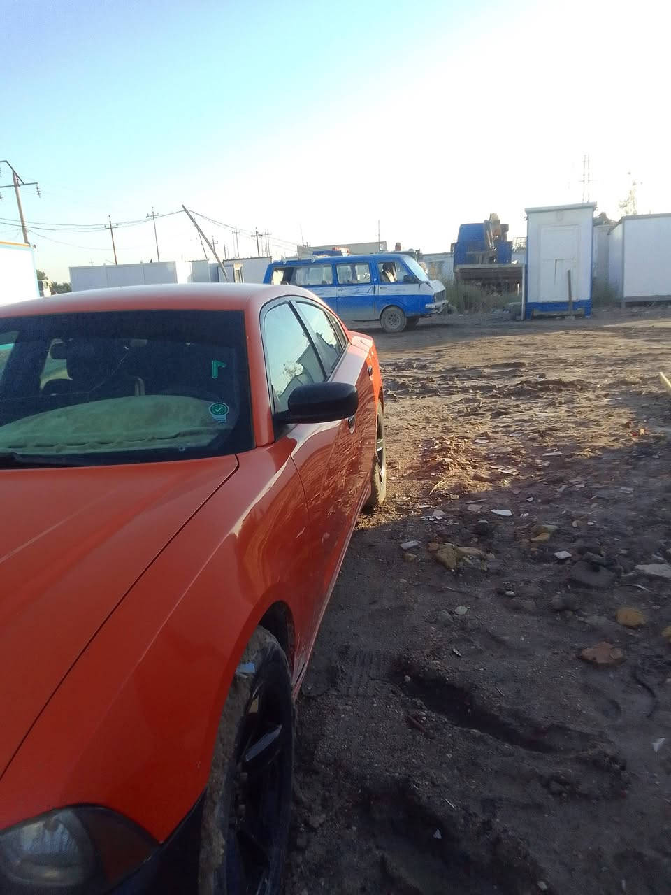 سلام عليكم سياره موديل 2012سيار جديد حله من صور وفيديو السعر 125وبيه مجال كنديه حادث بس جنط نفسيته رجعه رقم سياره بغداد مشروع وطني سياره بسمي محافظة ناصرية مركز رقم ***********
