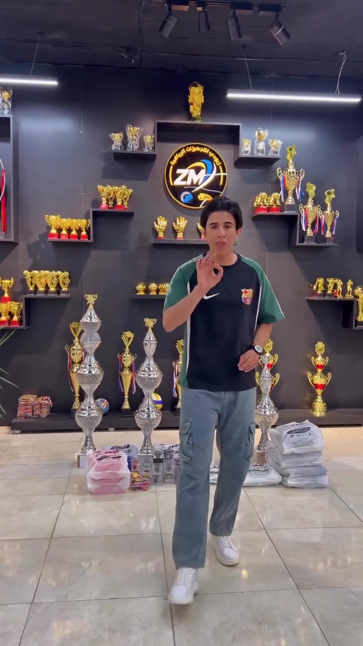 تجهيز نهائي بطولة انوار الميلاد من مجمع زيودي الرياضي

تنظيم الكابتن سيد اسعد

كل التوفيق والنجاح يارب 
العنوان / الفرع الثالث ميلاد فاو زيودي الرياضي
***********

