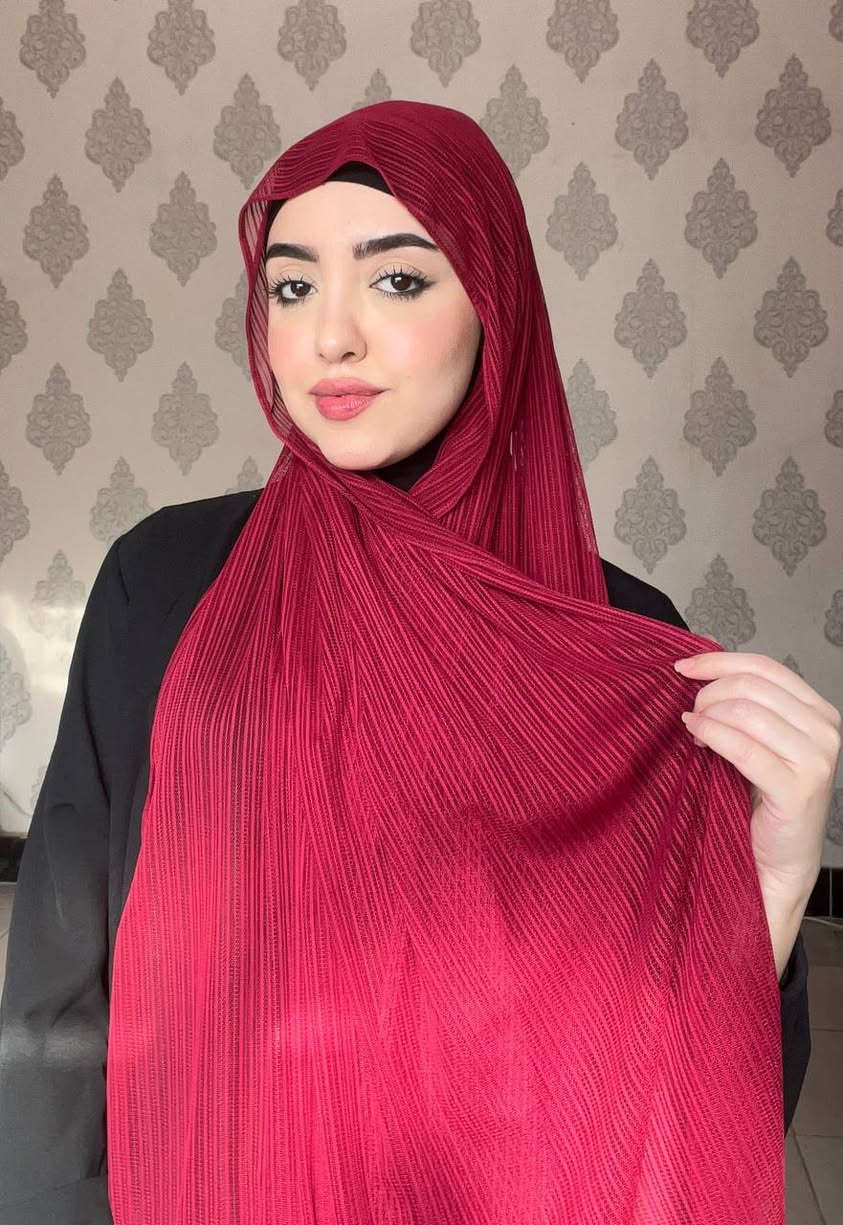 ✨ شيلة اللؤلؤة الكويتية ✨
أناقة وفخامة بلمسة راقية 🤍 شيلة اللؤلؤة الكويتية خامة ناعمة ومريحة، مناسبة للاستخدام اليومي والمناسبات، وثبات رائع وألوان أنيقة تليق بكل الإطلالات 🌷
✨✨❤️
التوصيل داخل كربلاء((((3000)))❤️❤️
 والمحافظات(((5000)))❤️☺️

سارعي بالحجز قبل نفاد الكمية ☺️☺️


**إذا كنت صاحب هذا الإعلان وتريد حذفه لأي سبب، رجاءا أرسل رسالة إلى الدعم الفني**