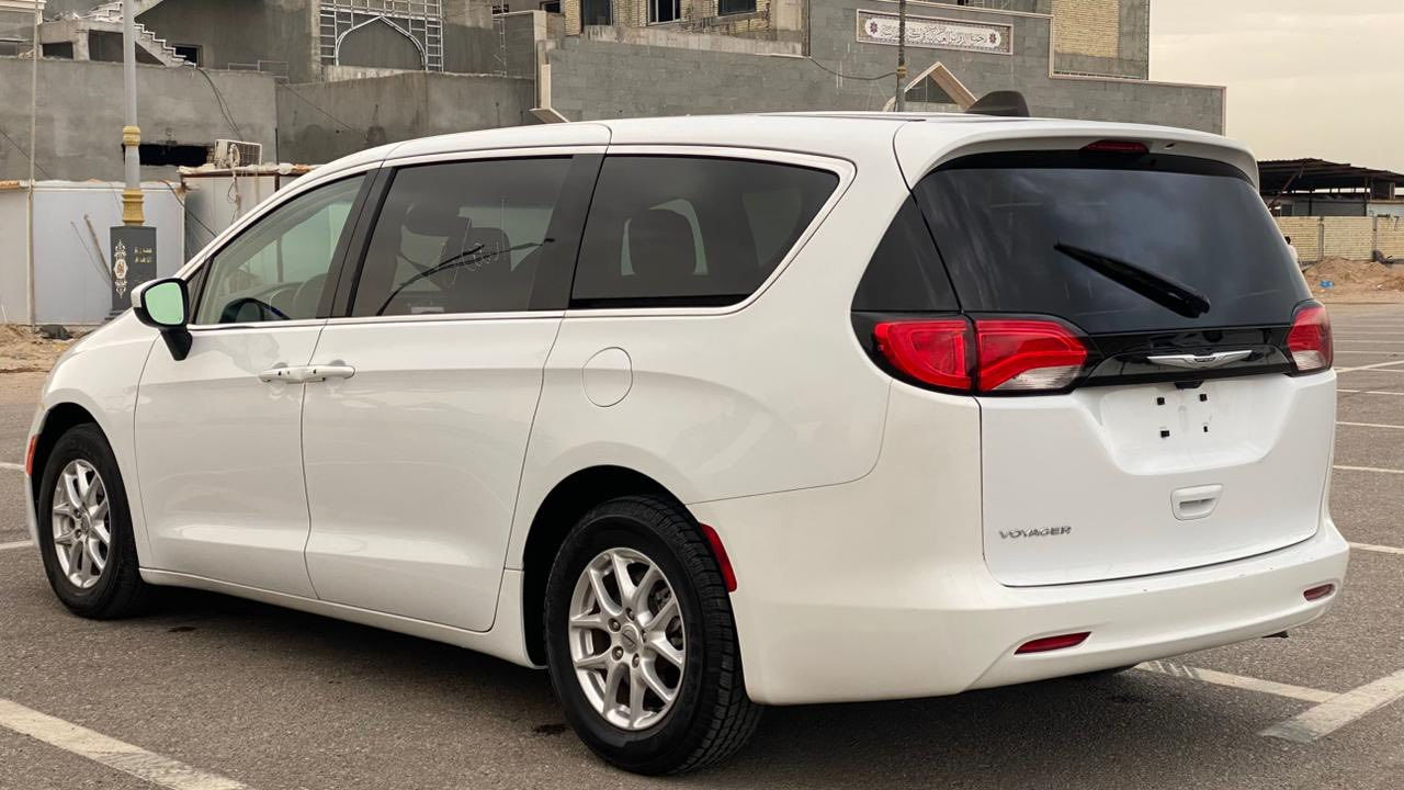 باسفيكا فويجر 2023
حادث موضح بالصور 
٦ سلندر ٣٦٠٠
ماشية ٣٠ الف ميل 
حره تترقم بكل المحافظات 
السياره موجودة بكربلاء 
السعر 185$ بيع فقط 
***********
