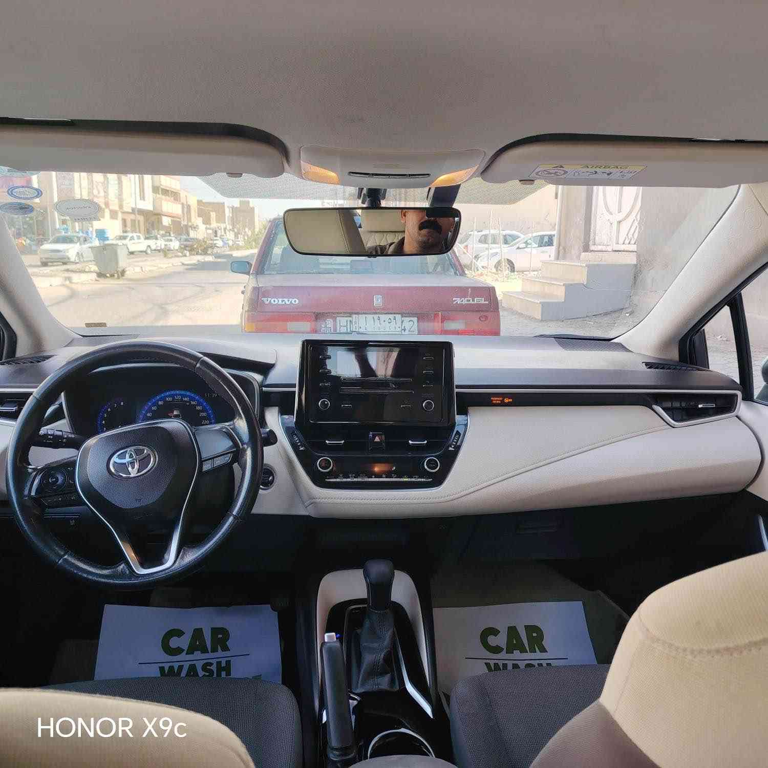 سلام عليكم 
كورلا. مديل 20 
شركت ساز يابني. 
محرك 2000 
فول عده الفتحه 
ماشيه 70 الف 
كير ومحرك جدد 
حداديه. وتخم تاير جديد 
بيهه بنيد صبغ  بدون دواخل. 
وبيهه. طخه باب خلف صدر. تتعدل ع بارد 
سعر 140 وبيهه. مجال ￼
￼مكان سياره نجف لأشرف 
الاستفسار. *********** النجف, العراق
