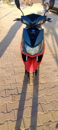 موديل ٢٠٢٤ • بطاريات ٦ • الرمادي التأميم