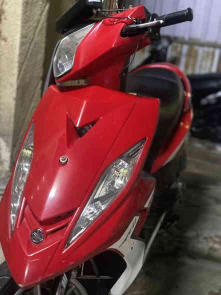 السلام عليكم شباب عندي جيتي آر كفاله عامه فول الدراجه خير من الله ماشيه٤٦الف وصالي ٣شهر من منزلها من الرمبه العنوان بغداد الشعله شارع ٦٠مقابيل مجمع النور الطبي هاذه الرقم بي وتساب    والسعر مليون ١٥٠وبيها مجال***********
