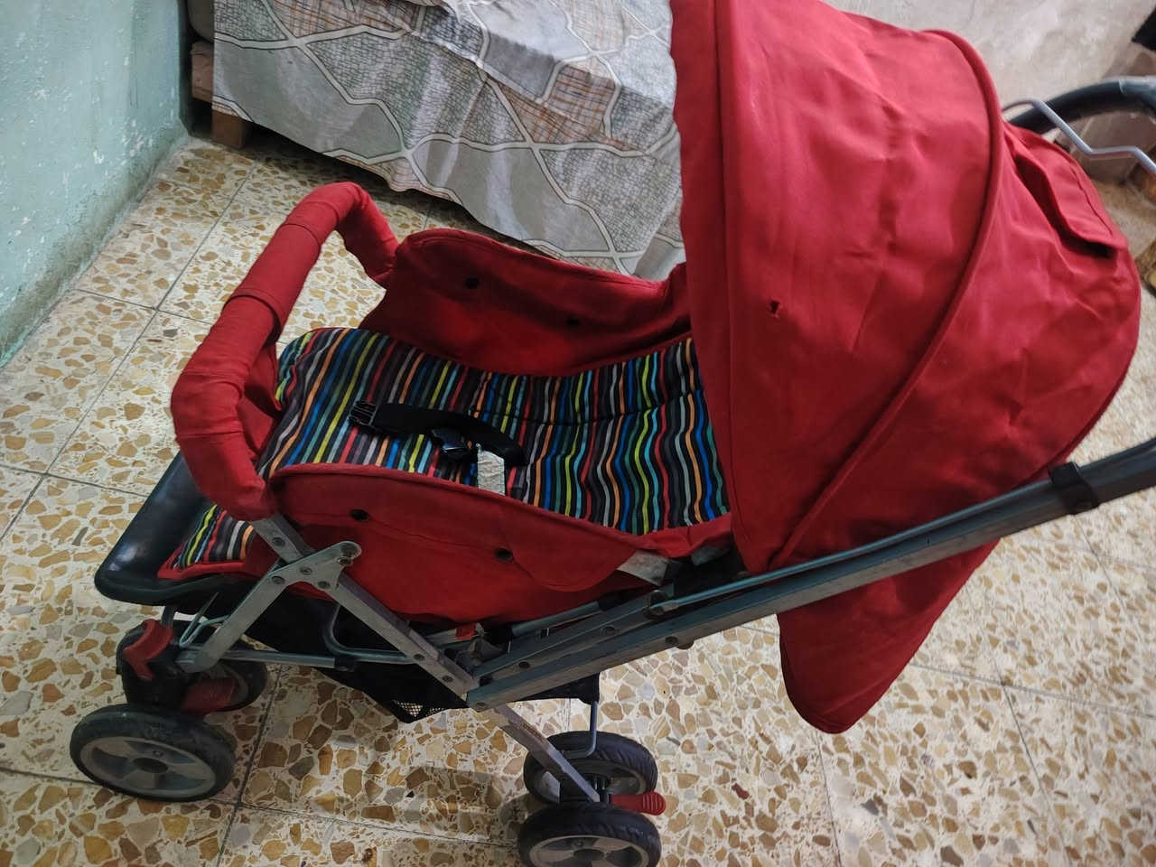 سلام عليكم عربانه طفل استخدام قليل جدا مال باله مو جديد طلبتها من باله اسليمانيه 4 ايام يلا وصلت صارت ب 100 مع التوصيل هي سعرها 85 نوعيه قويه بنات مو خفيفه ثكيله بيها 3 مستويات و صير منام للطفل اختي عمرها 8 سنه صعدت بيها ودفعتها مسافه منطقه مشيت بيها و بحضنها ابني وهاي كدامكم ما بيها شي و بالحقيقه انظف من الصور مكاني الامين


**إذا كنت صاحب هذا الإعلان وتريد حذفه لأي سبب، رجاءا أرسل رسالة إلى الدعم الفني**