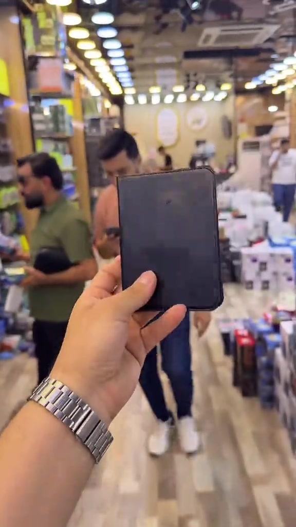 ادري بيك سليحي فجبتلك hoco E91G 🔥 متوفر الان في شركة وميض الذهب⚜️ 📍عنوانه بغداد زيونة شارع الربيعي مجمع الشاعر للاستفسار اكثر يرجى الاتصال بالأرقام التالية 👇👇👇 ***********
