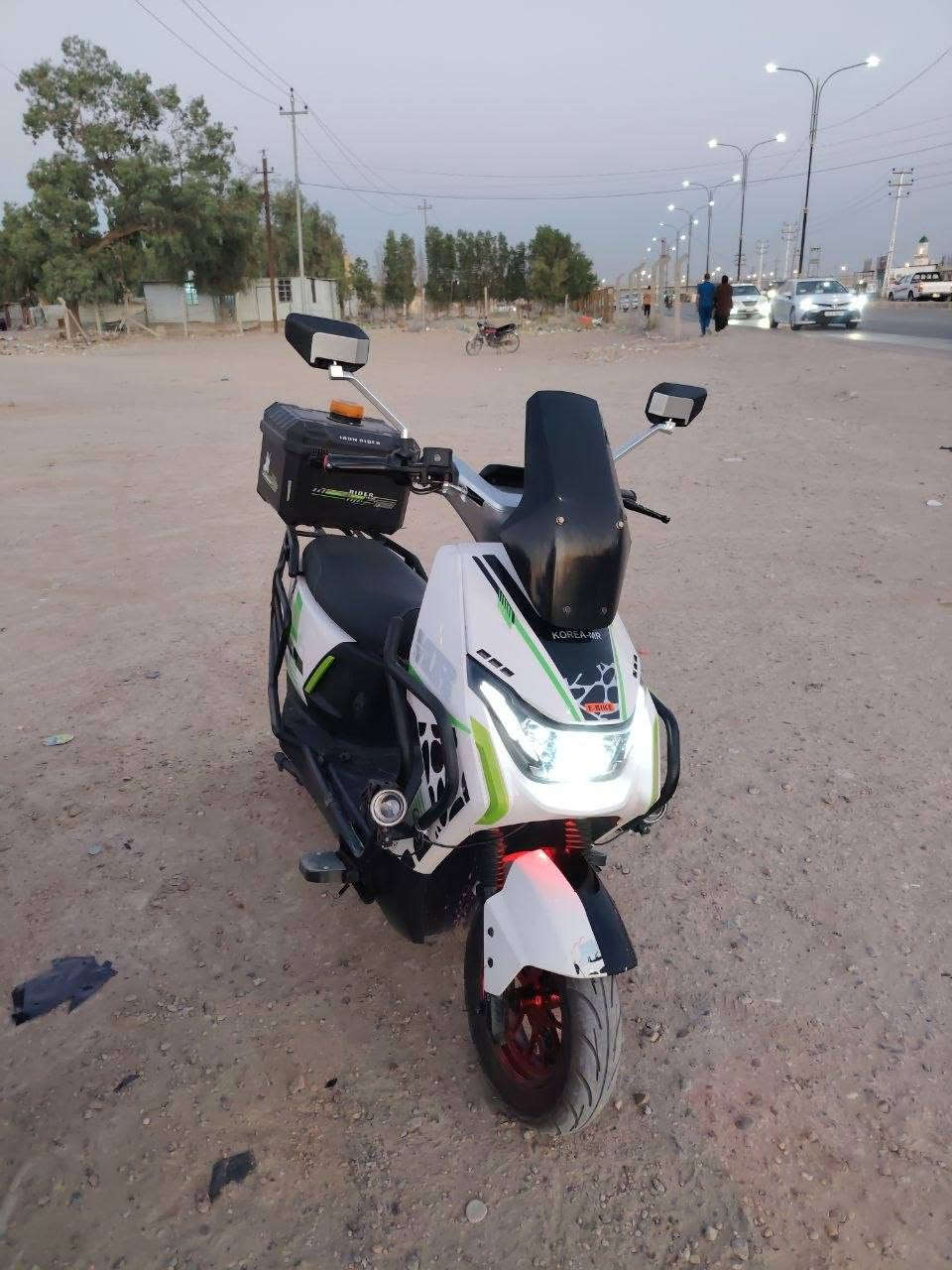 السلام عليكم دراجة نوع سكنس شركة كوريا ام ار للبيع  نظام ست بطاريات تخم كامل الولي كلهن فول وعلى الفحص 32 امبير دراجة حلوه ونظيفة وخفيفة وسريعة سرعتها 99 بيها نظام بك لايت رماش عالي ناصي كهربائيات كلها شغالة الدراجة مابيها اي نقص بس الشاشة ماتشتغل بيها كطع واير
السلام عليكم دراجة نوع سكنس شركة كوريا ام ار موديا 25 للبيع  نظام ست بطاريات تخم كامل الولي كلهن فول وعلى الفحص 32 امبير دراجة حلوه ونظيفة وخفيفة وسريعة سرعتها 99 بيها نظام بك لايت رماش عالي ناصي كهربائيات كلها شغالة الدراجة مابيها اي نقص بس الشاشة ماتشتغل بيها كطع واير 

العنوان/الفلوجة السكنية❗❗

السعر/600 وبي مجال

للتواصل/خاص او الاتصال على ***********
(بي واتساب)
